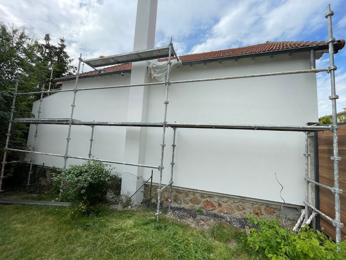 Chantier d'isolation des murs intérieurs avec doublage